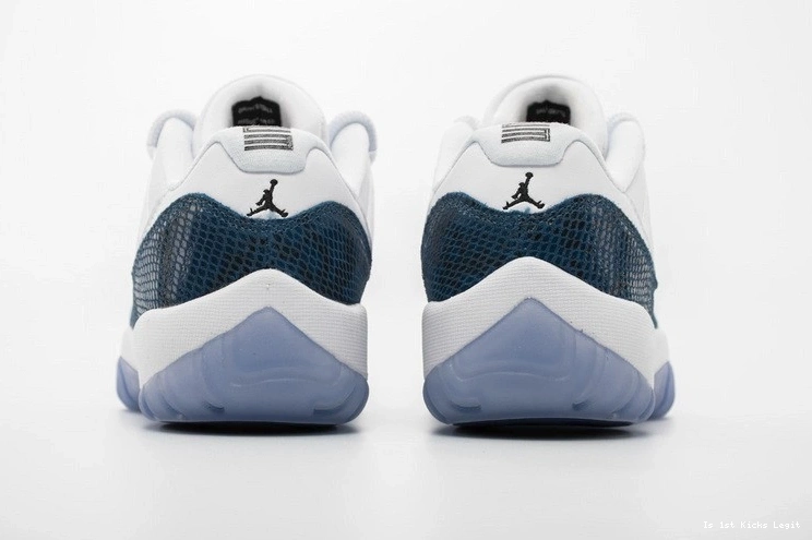 Blue Air Low Snakeskin 11 Jordan CD6846-102 0107